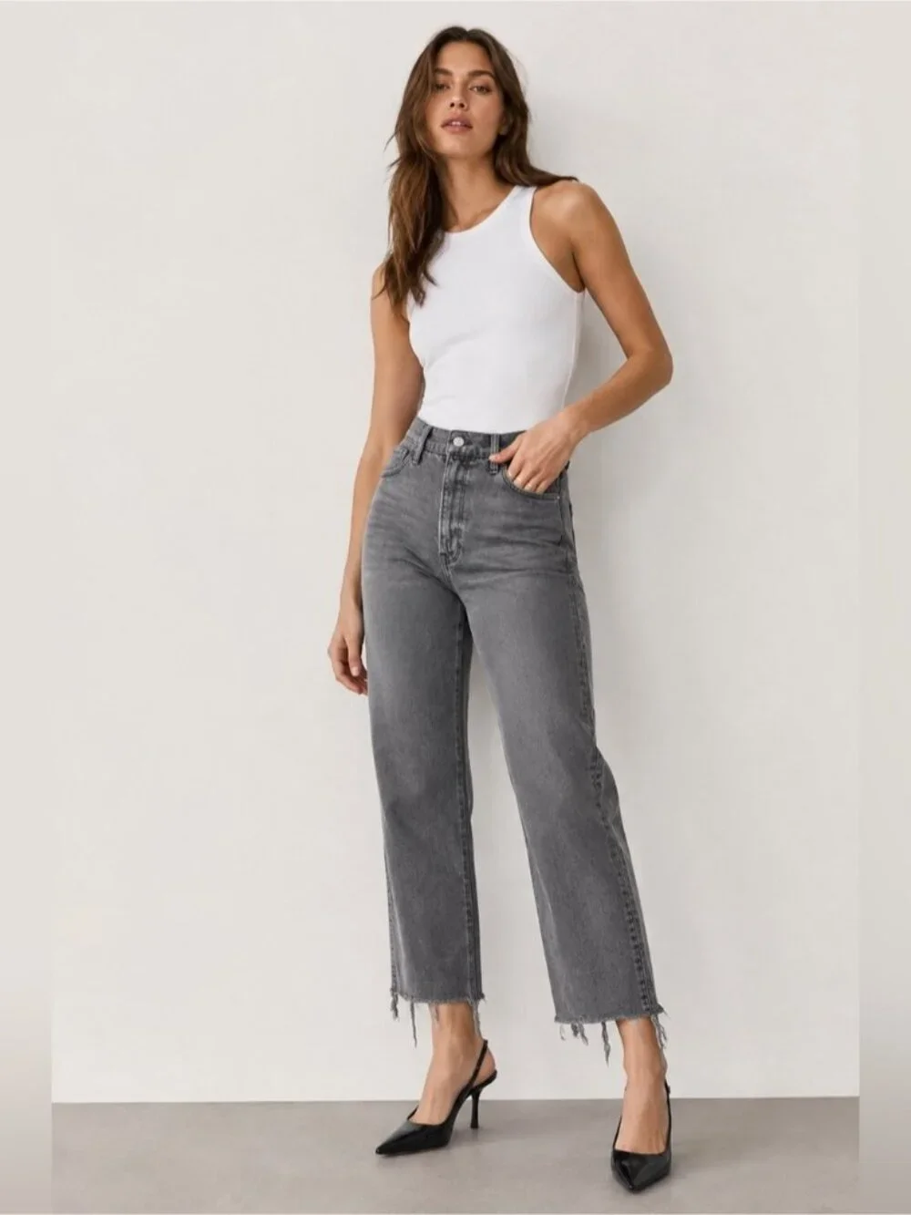 Good American Good Classic Raw Hem Cropped Straight Jeans Gray Size 4/27